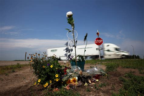 RCMP to release names of Manitoba crash victims as city gathers in mourning